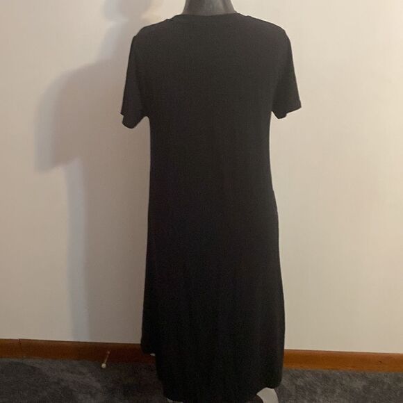 August Silk Black & White dress, size large - Picture 3 of 5